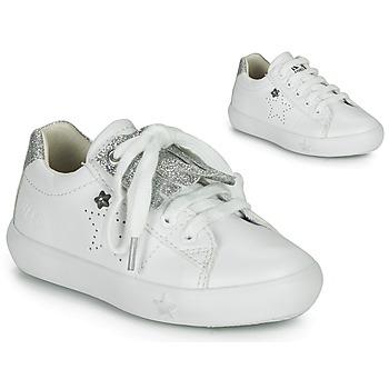 Shoes Girl Low top trainers Ikks MOLLY White / Silver