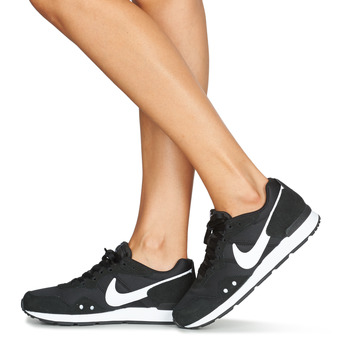 Nike VENTURE RUNNER Black / White