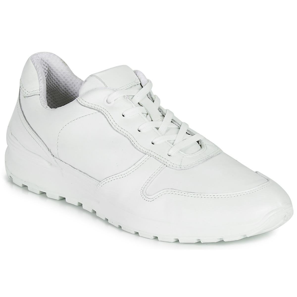 Shoes Men Low top trainers Casual Attitude NOUCHE White