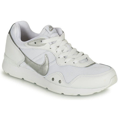 Shoes Women Low top trainers Nike VENTURE RUNNER White