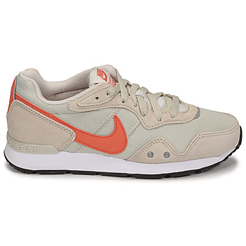 Nike WMNS NIKE VENTURE RUNNER White / Green - Free delivery ...
