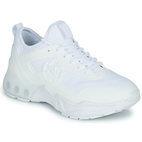 Shoes Women Low top trainers Guess TECKIE White