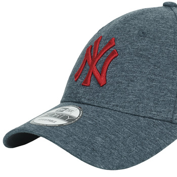 New-Era JERSEY ESSENTIAL 9 FORTY NEW YORK YANKEES NVYHRD Grey / Red