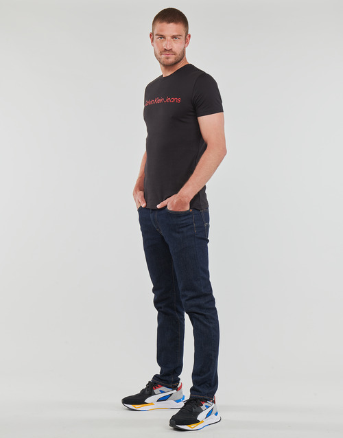 Calvin Klein Jeans CORE INSTITUTIONAL LOGO SLIM TEE Black / Red - Free  delivery | Spartoo NET ! - Clothing short-sleeved t-shirts Men