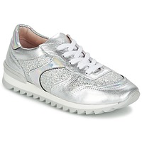 Shoes Women Low top trainers Unisa DALTON Silver / White