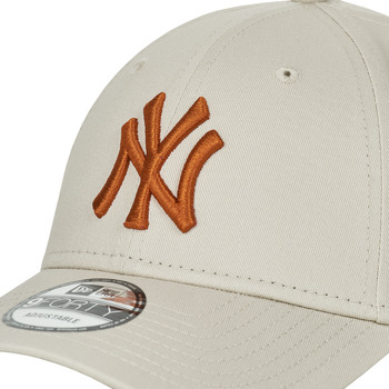 New-Era LEAGUE ESSENTIAL 9FORTY NEW YORK YANKEES Beige / Brown
