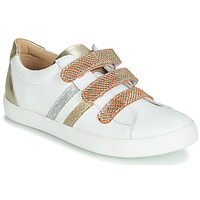 Shoes Girl Low top trainers GBB MADO White